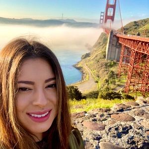 Meet your Posher, Lisa